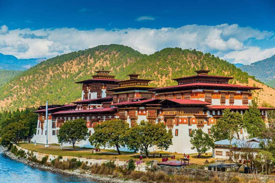 Punakha Dzong - du lịch tâm linh bhutan